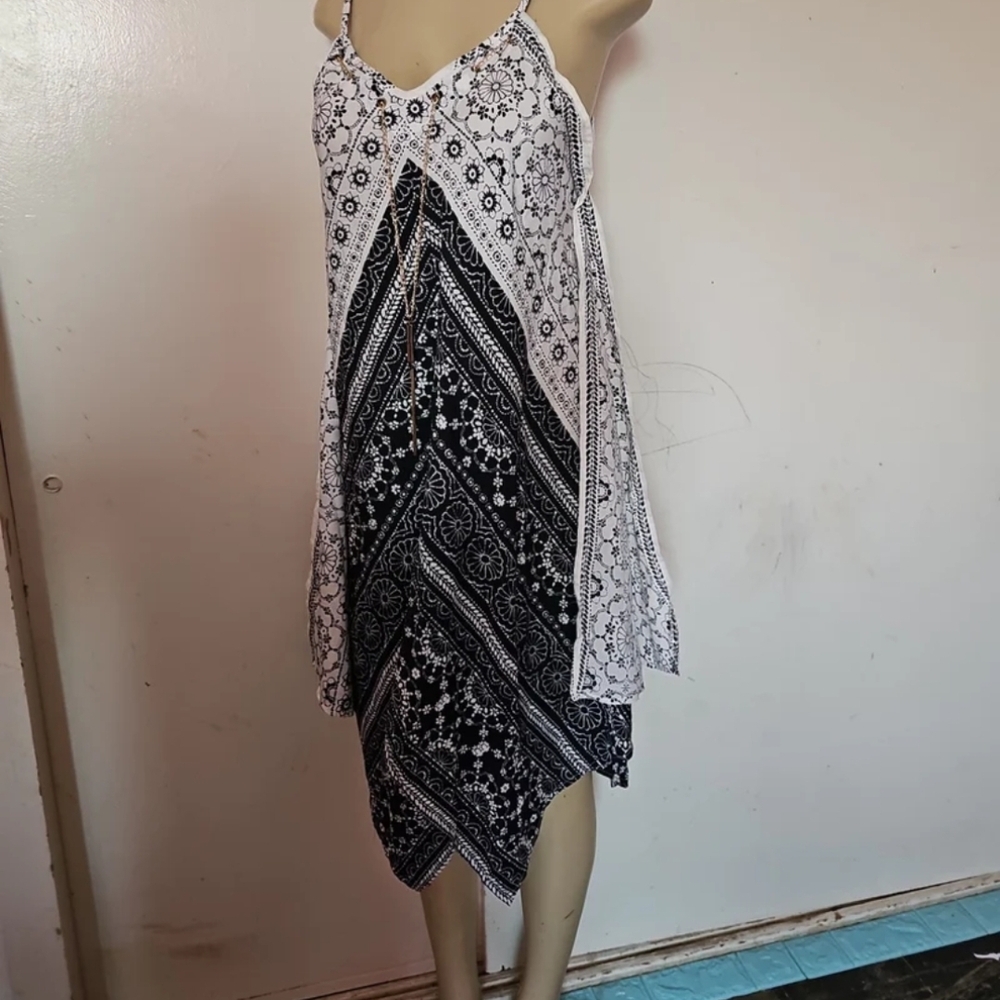 Speed Control Black and White Lace Dress